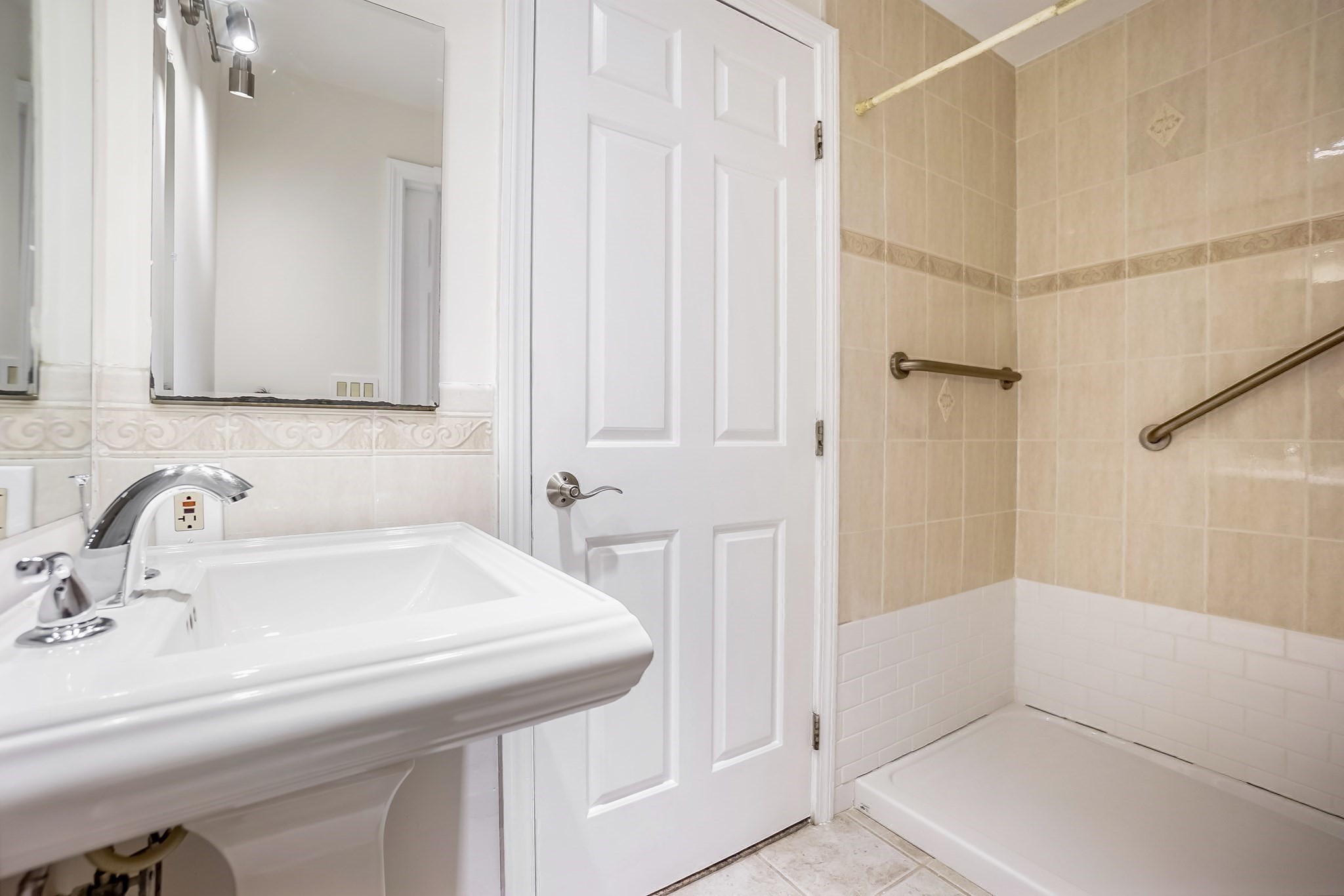 350 Revere Beach Blvd Unit 7 7F, Revere, MA 02151 - Image 22