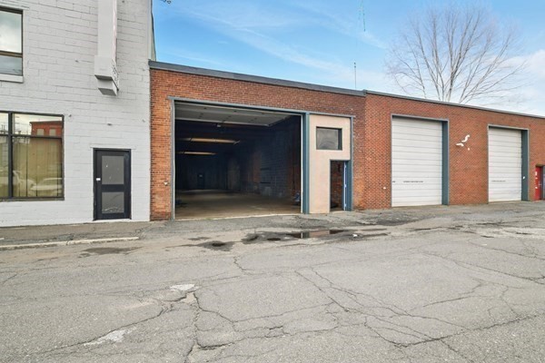 420 Race St, Holyoke, MA 01040 - Image 3