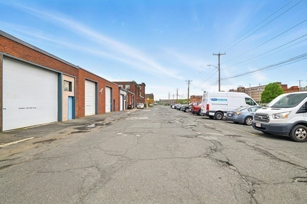 420 Race St, Holyoke, MA 01040 - Image 5