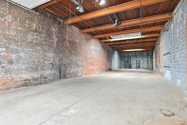 420 Race St, Holyoke, MA 01040 - Image 7