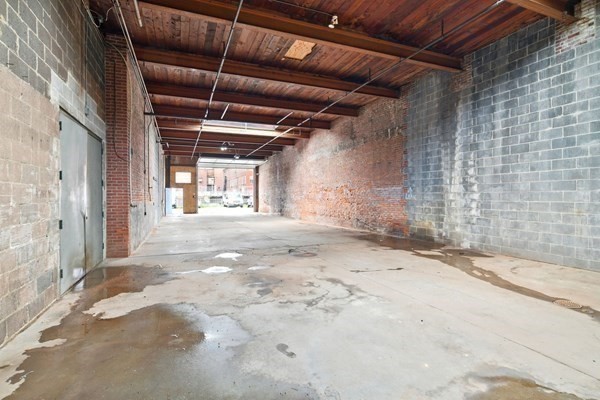 420 Race St, Holyoke, MA 01040 - Image 8