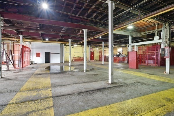 420 Race St, Holyoke, MA 01040 - Image 9