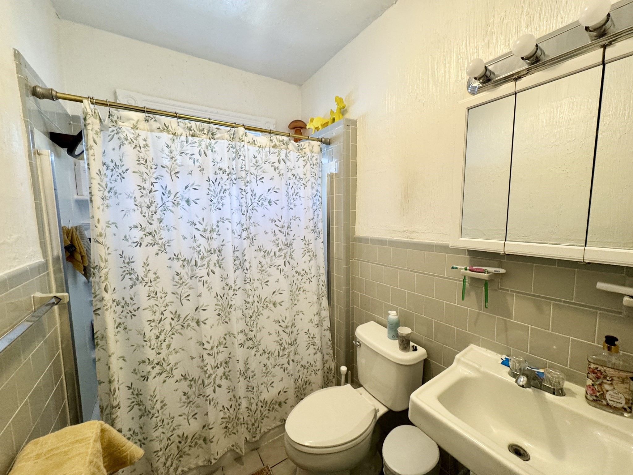 54 Bank St, Attleboro, MA 02703 - Image 8