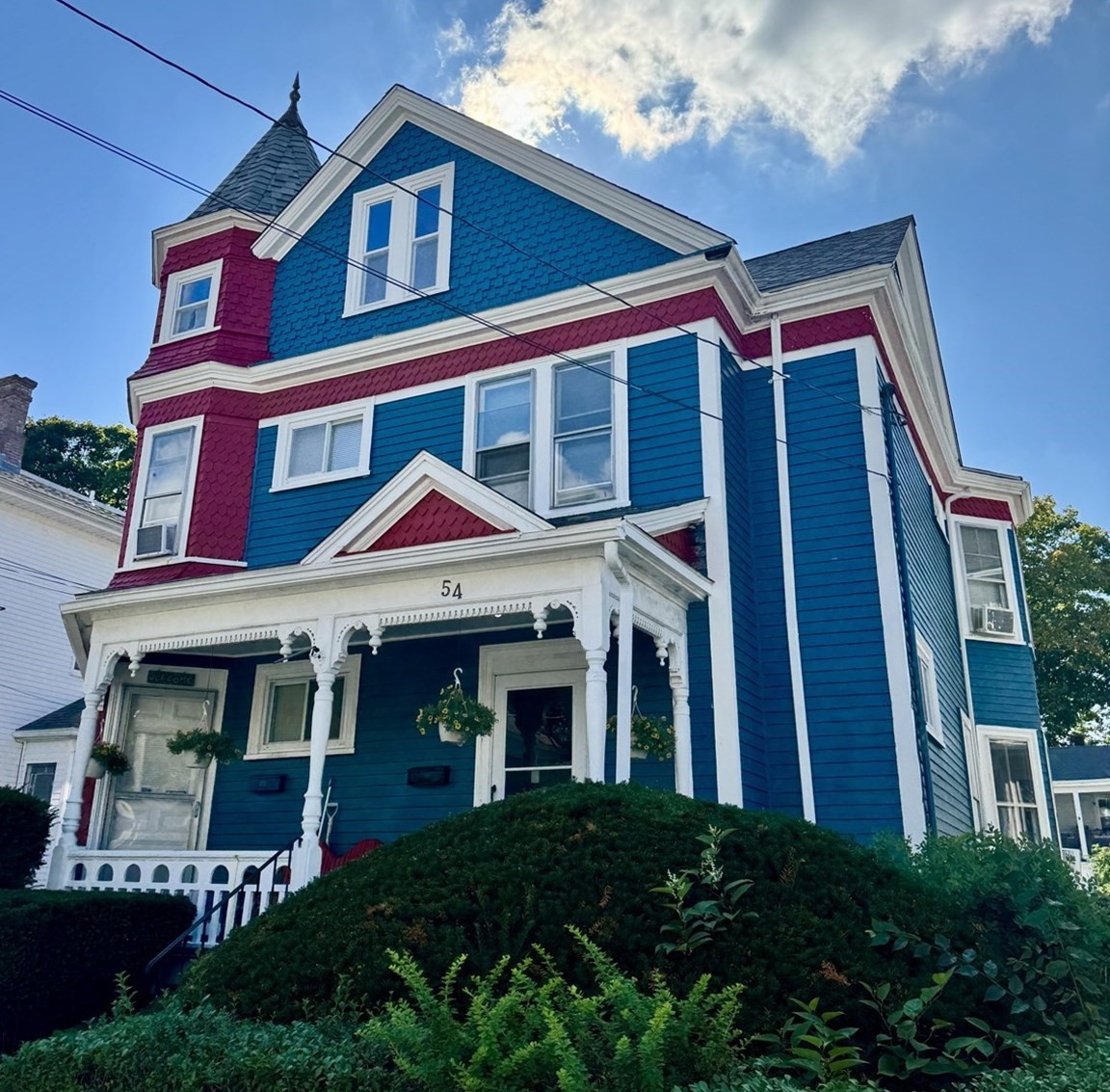 54 Bank St, Attleboro, MA 02703