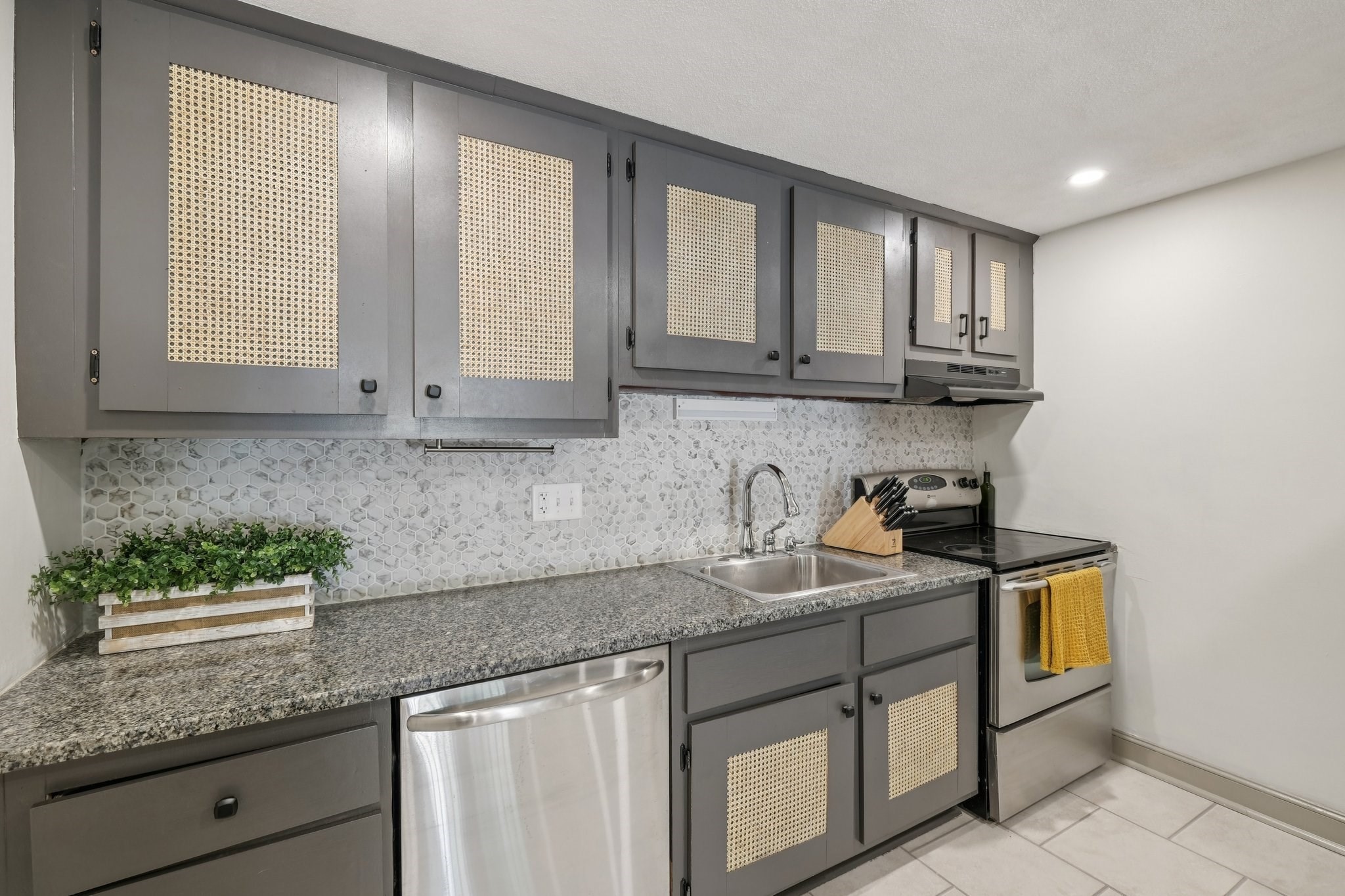 12 Walker Rd Unit 6, North Andover, MA 01845 - Image 10