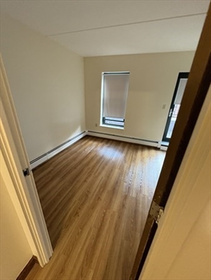 400 Massachusetts Ave, Apt 3