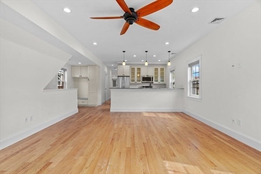 25 Auburn Ave, Apt 2