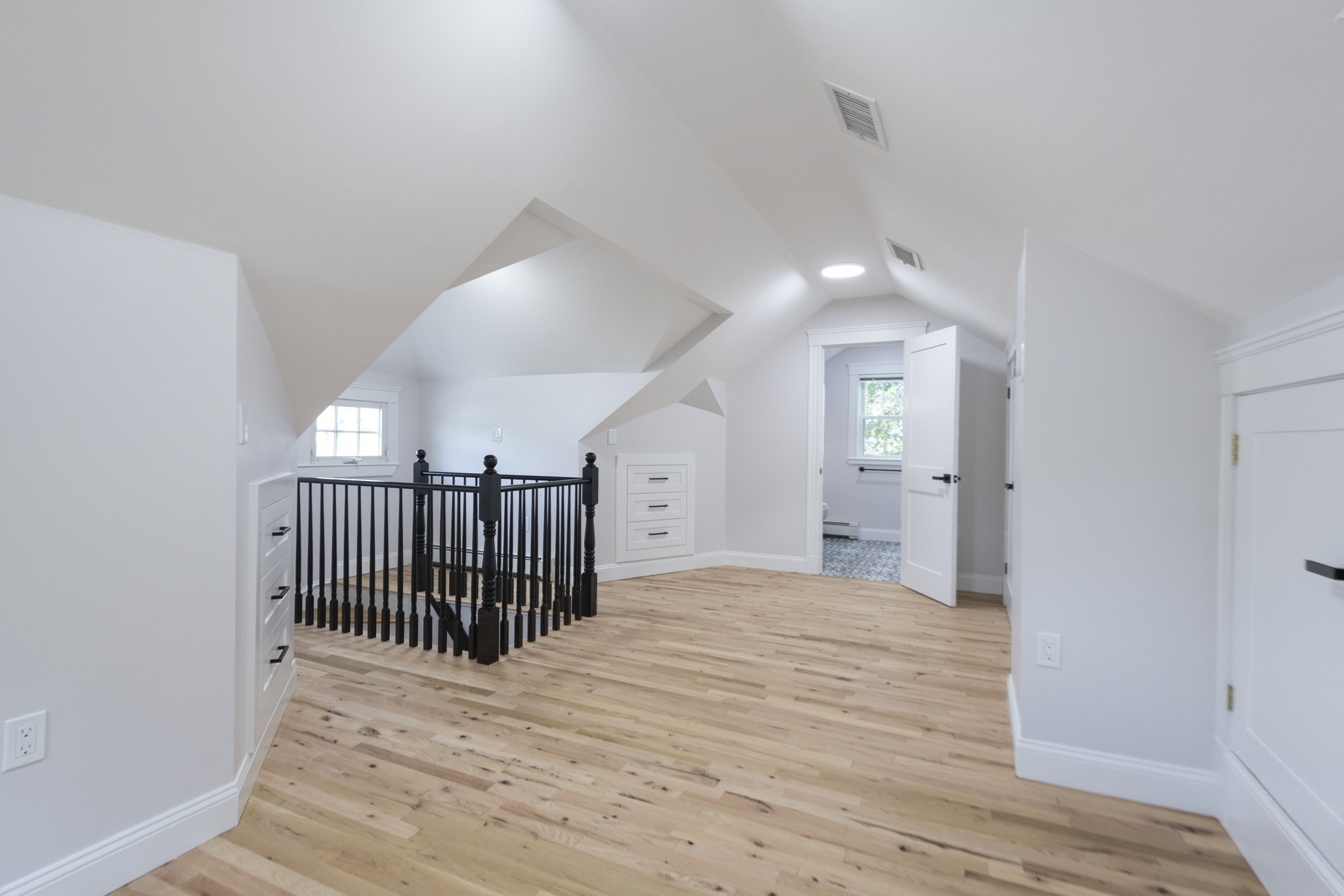 81 Winsor Avenue, Watertown, MA 02472 - Image 33