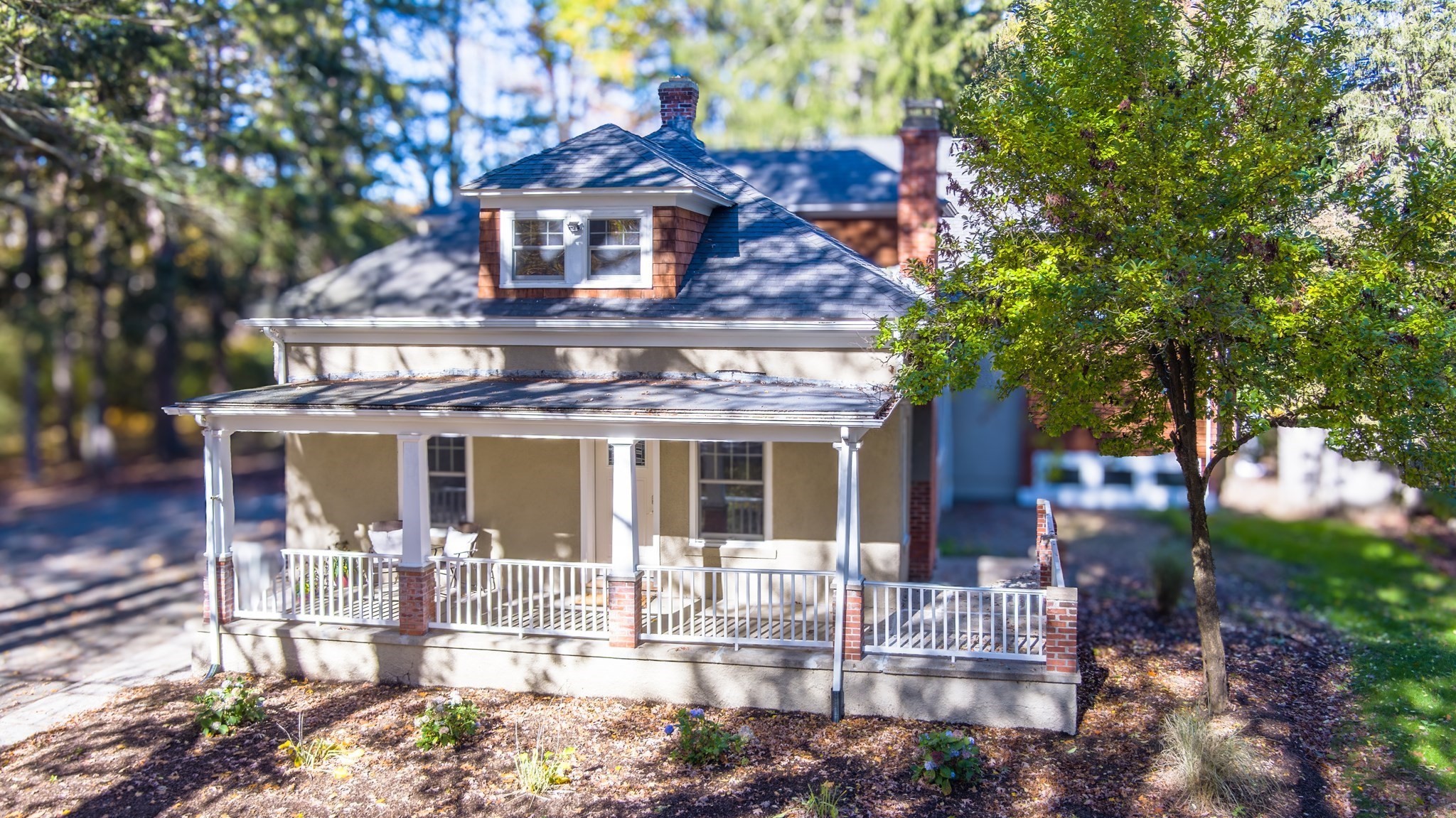 98 Union St, Easton, MA 02356