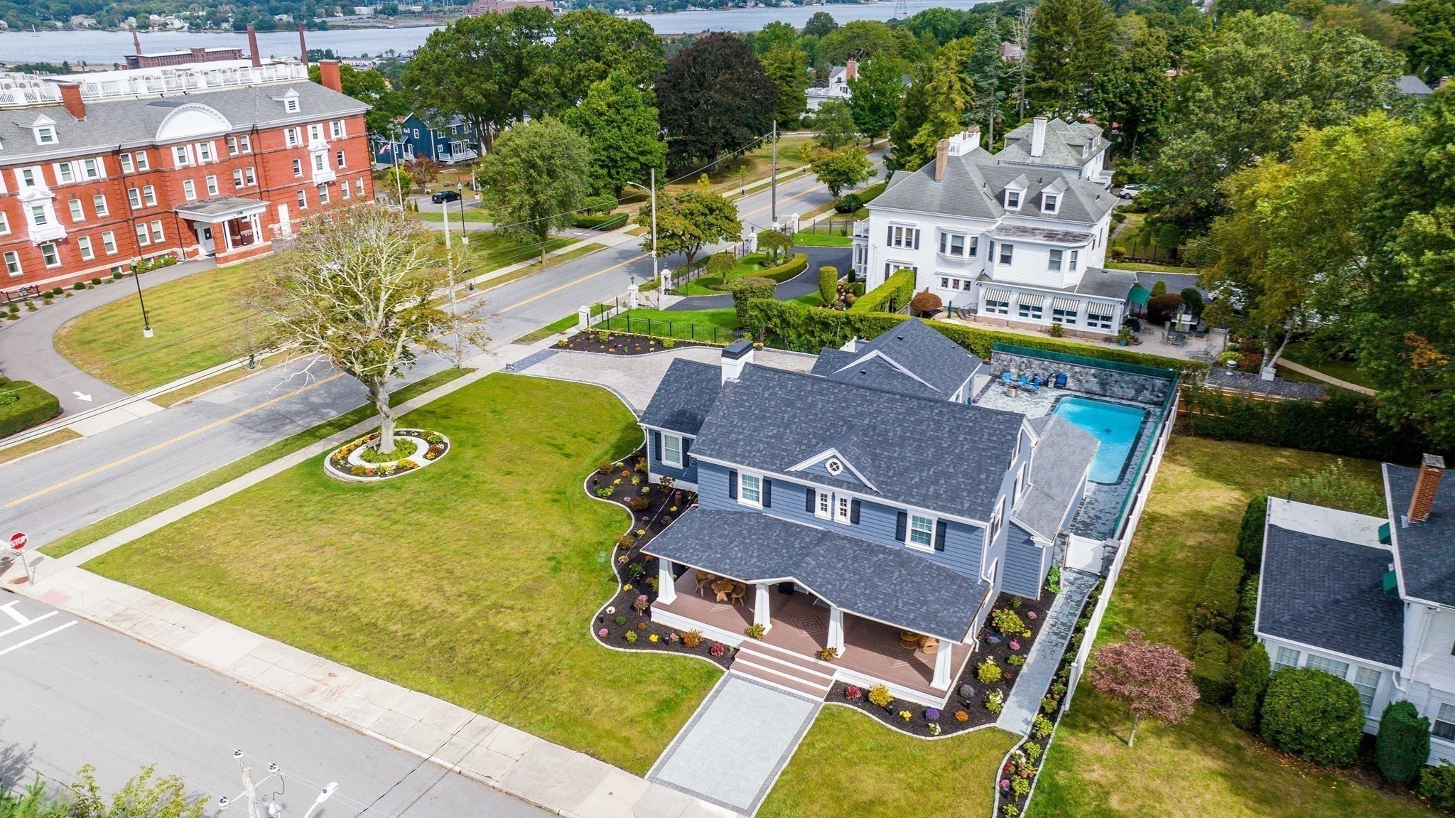 208 Florence St, Fall River, MA 02720 - Image 5