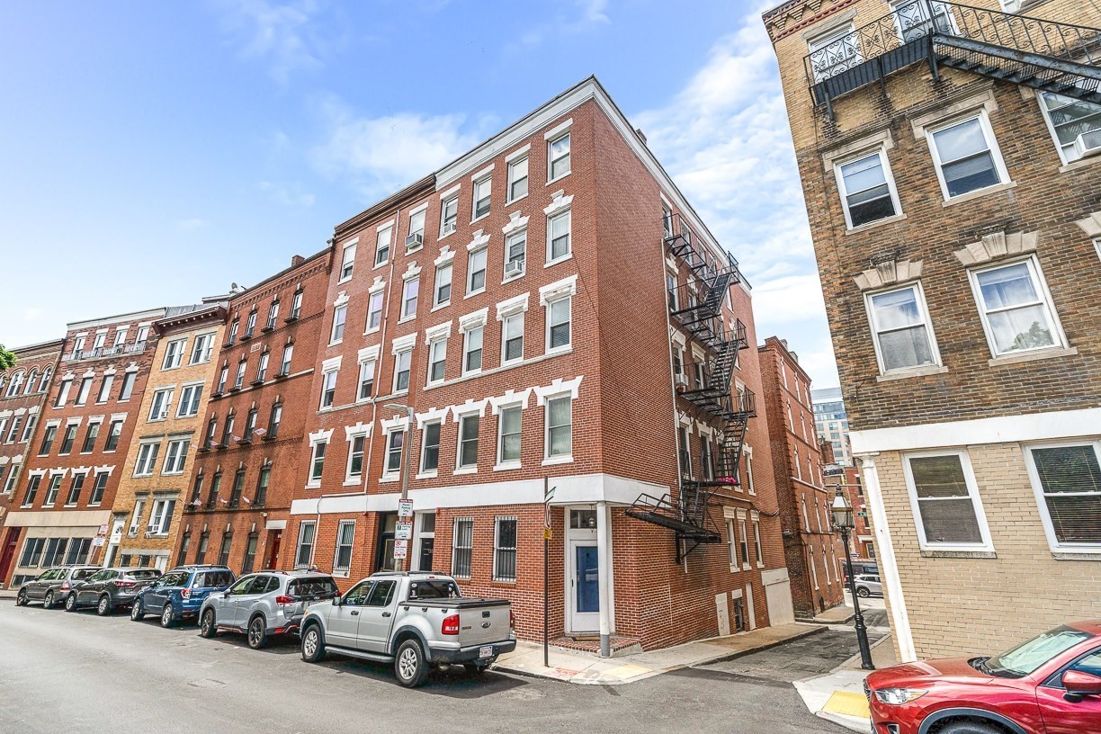 138 Prince St Unit 4, North End, Boston, MA 02113