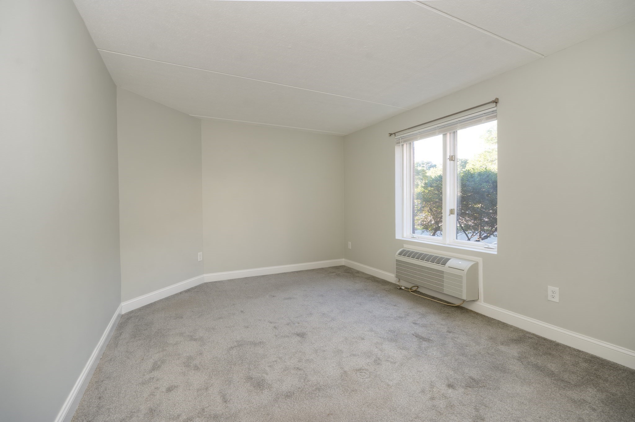 934 Southern Artery Unit 109, Quincy, MA 02169 - Image 9