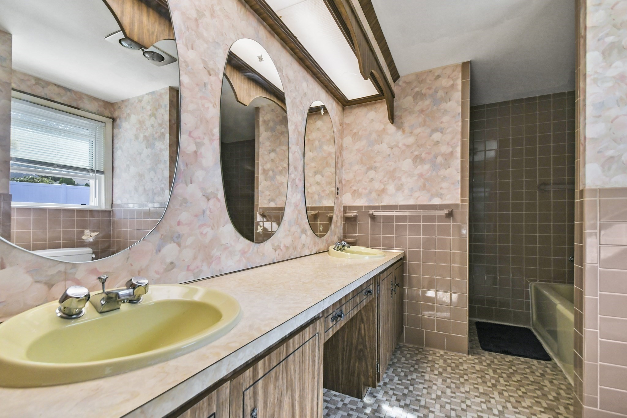 515 Upham Street, Melrose, MA 02176 - Image 18