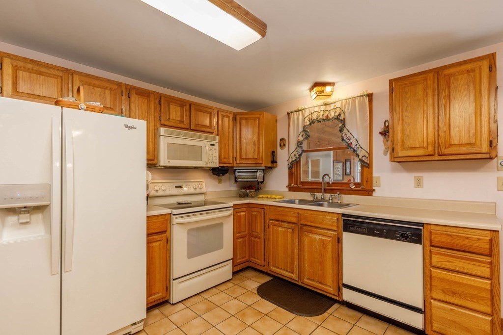 260 East Road, Orange, MA 01364 - Image 2