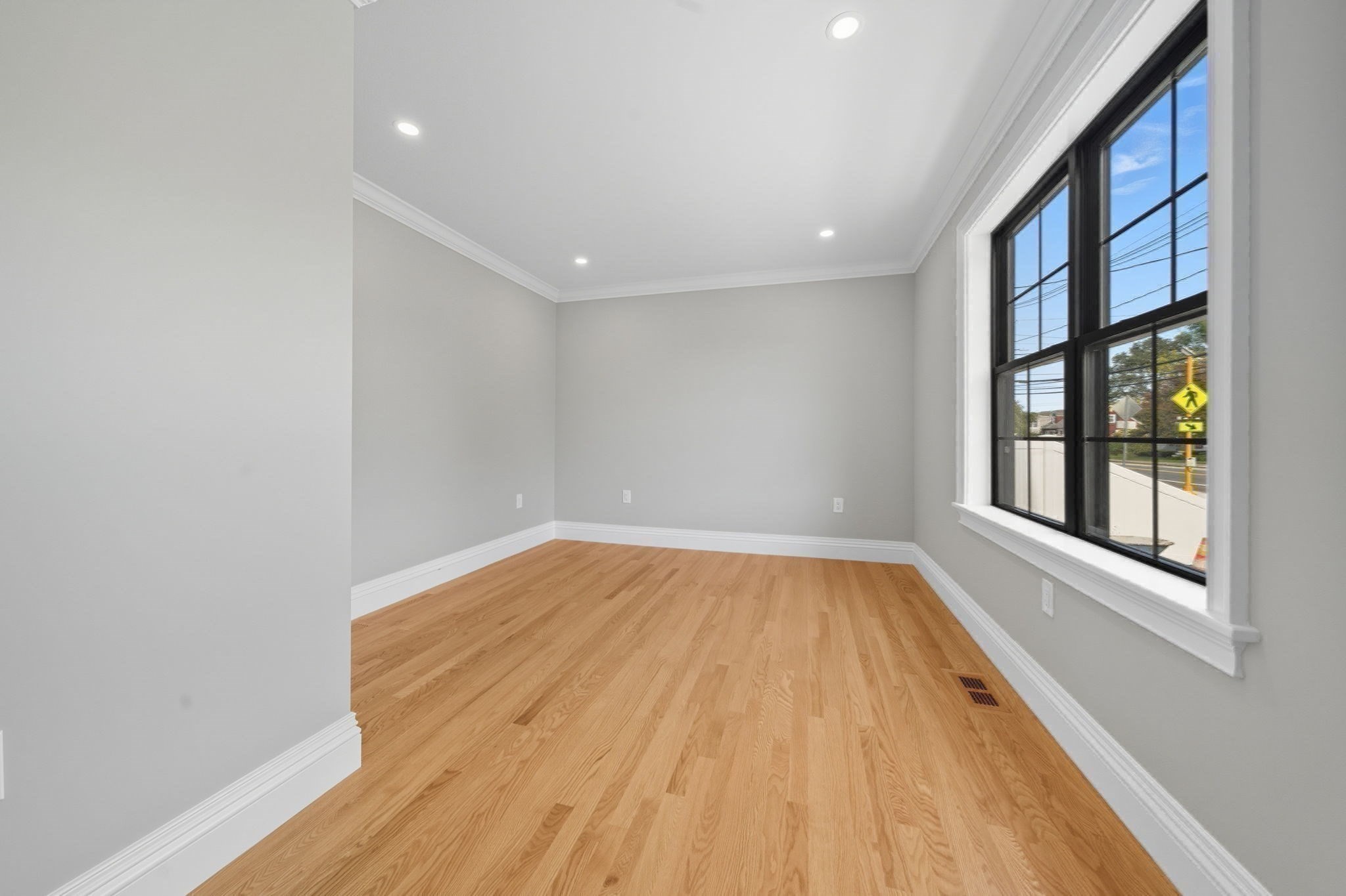 185 Lexington Street, Woburn, MA 01801 - Image 16