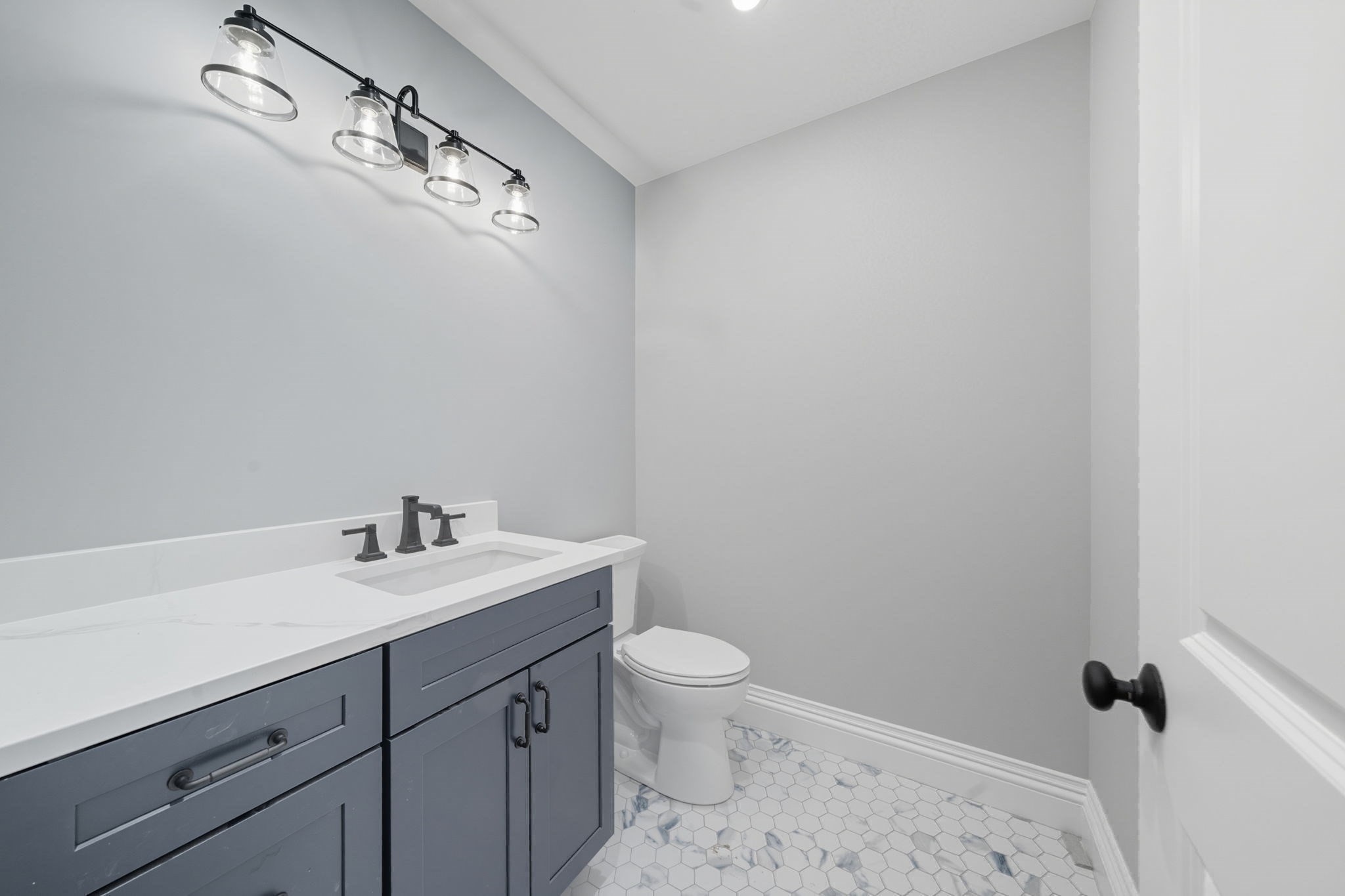 185 Lexington Street, Woburn, MA 01801 - Image 17