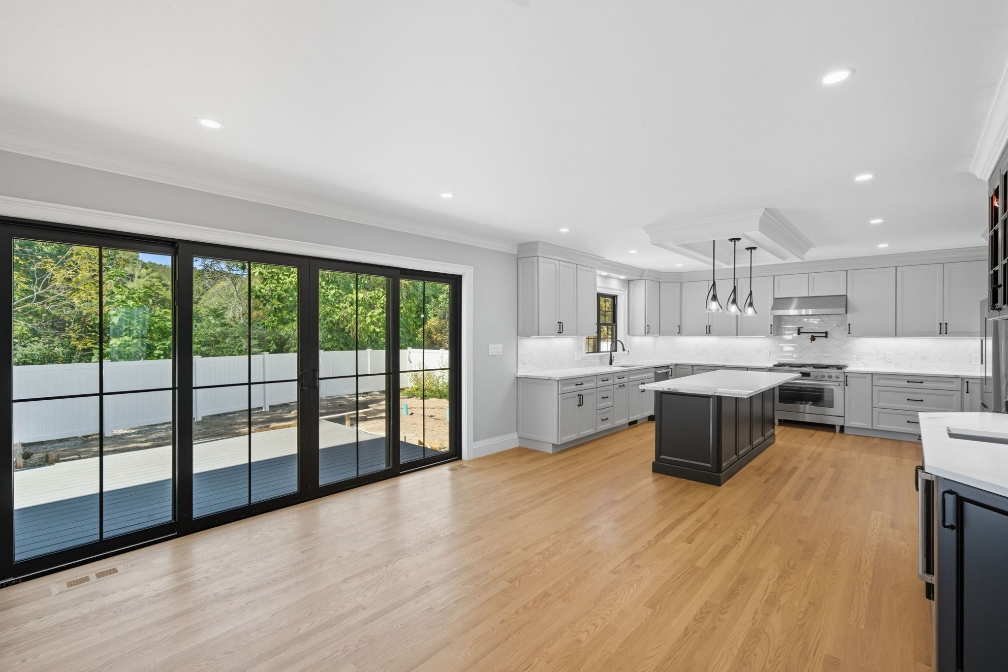 185 Lexington Street, Woburn, MA 01801 - Image 3