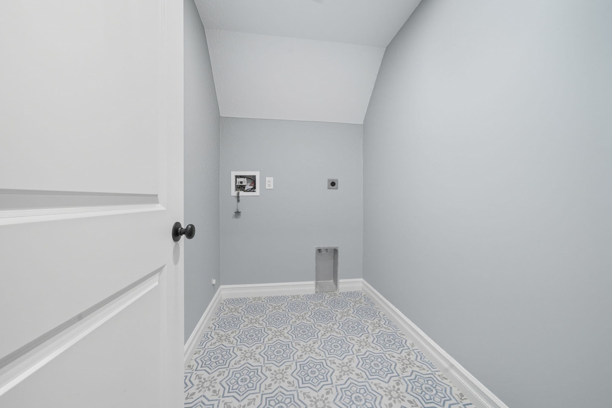 185 Lexington Street, Woburn, MA 01801 - Image 27