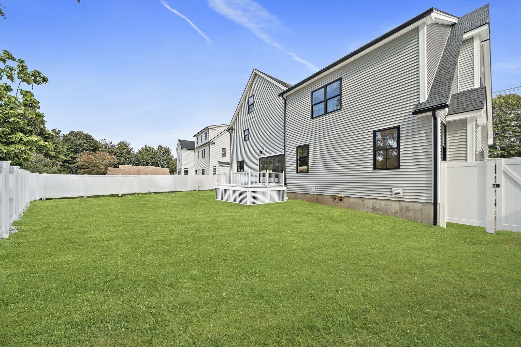 185 Lexington Street, Woburn, MA 01801 - Image 30