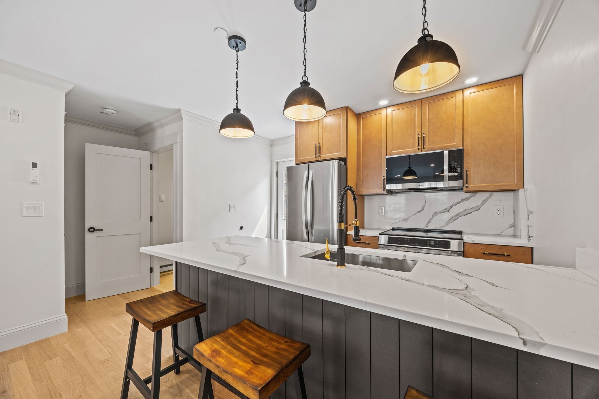 9 Swan St Unit 2, Beverly, MA 01915 - Image 4