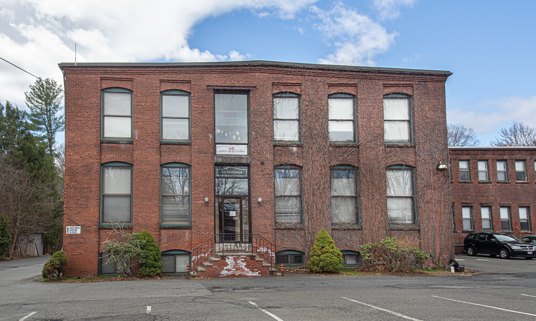 320 Riverside Dr Unit 3, Northampton, MA 01062 - Image 1
