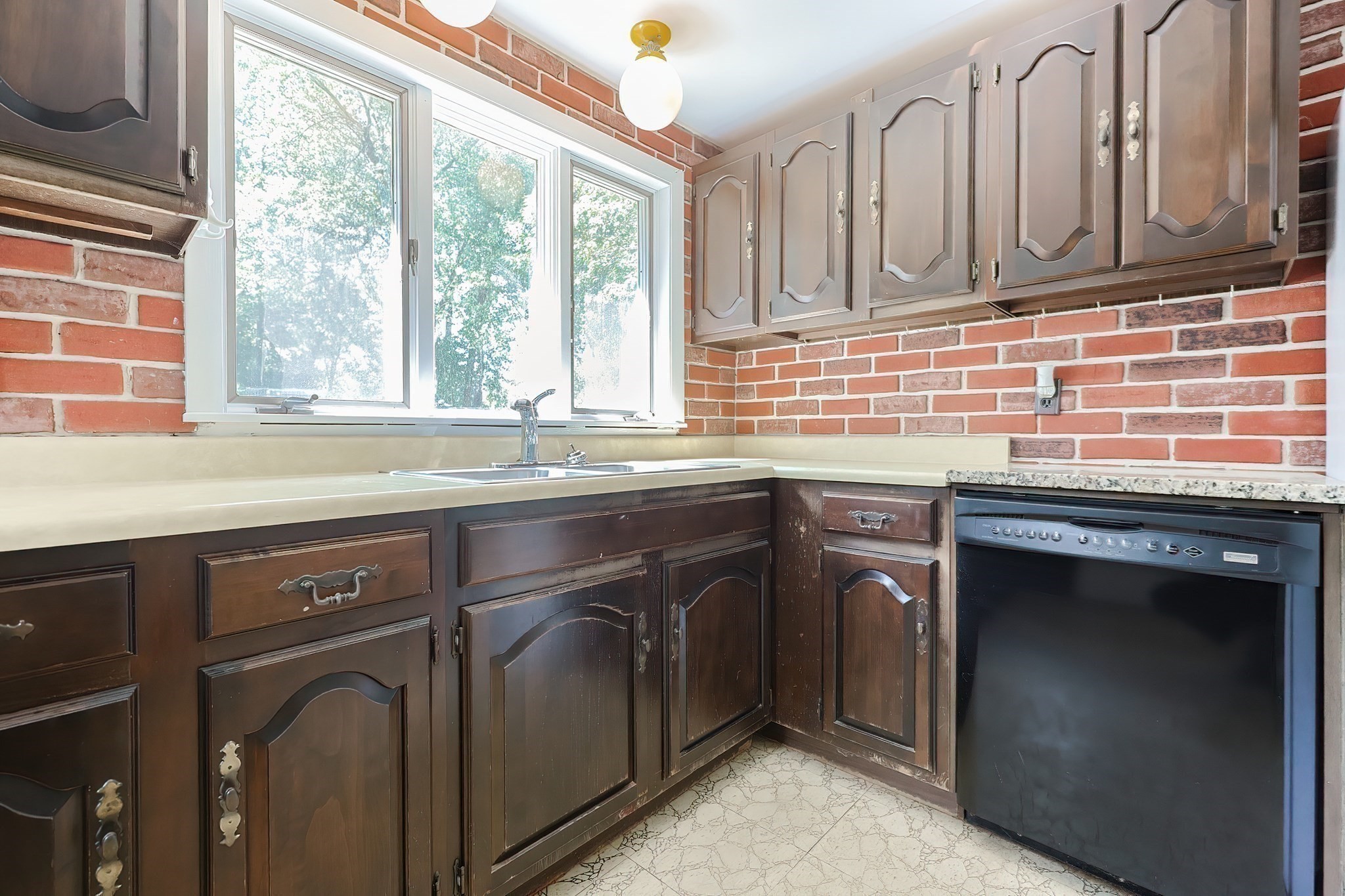 11 Silver Ave, Bellingham, MA 02019 - Image 16
