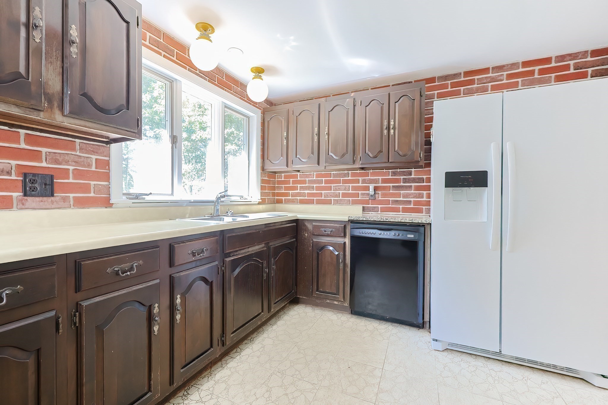 11 Silver Ave, Bellingham, MA 02019 - Image 17