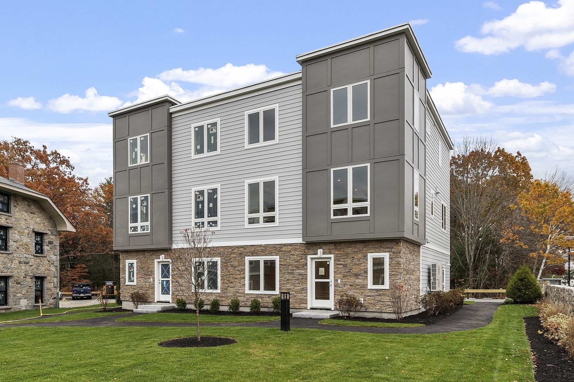 225 Middlesex Turnpike Unit 109, Burlington, MA 01803 - Image 2