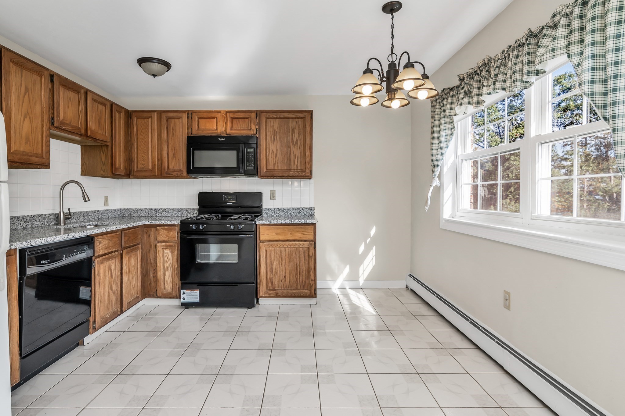 35 Fernview Ave Unit 5, North Andover, MA 01845 - Image 3