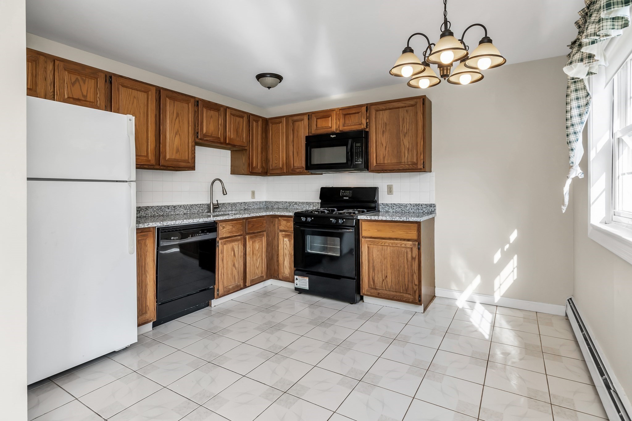 35 Fernview Ave Unit 5, North Andover, MA 01845 - Image 4