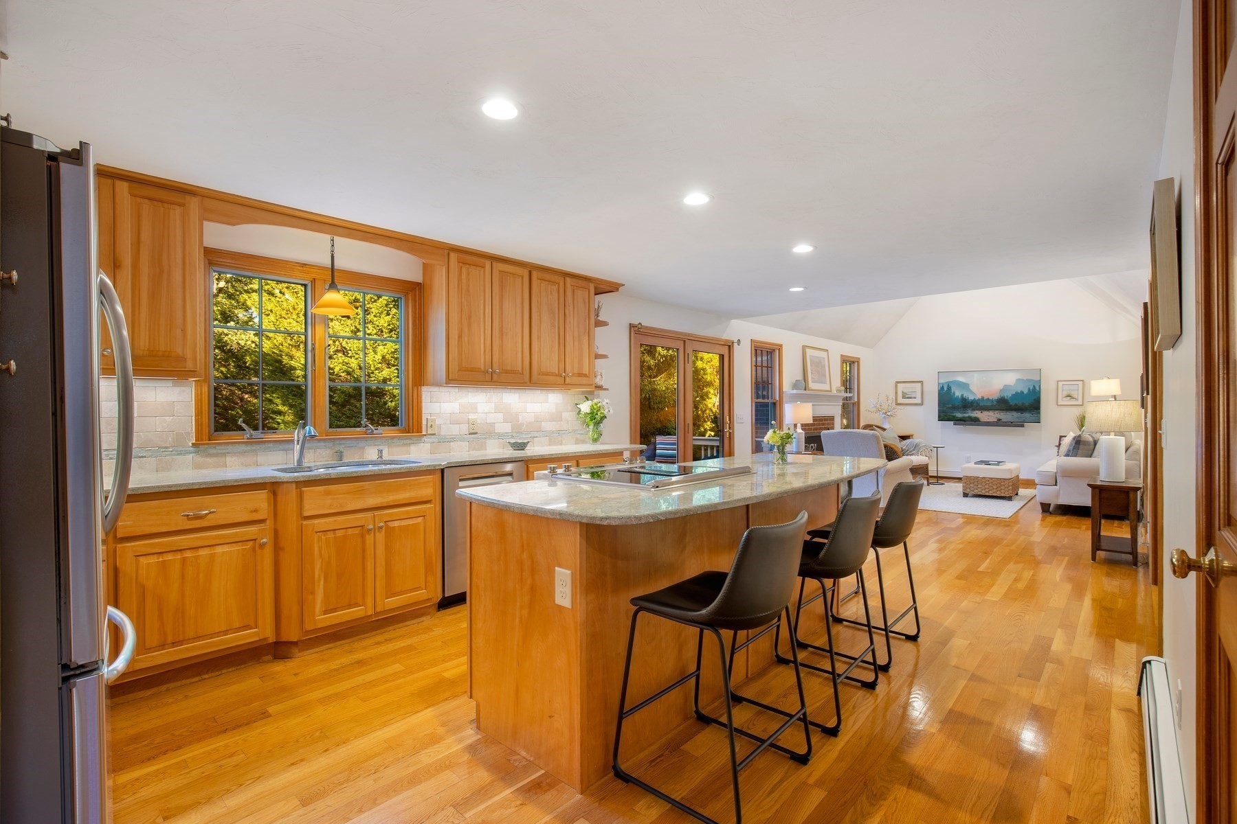 46 Oak St, Barnstable, MA 02635 - Image 11