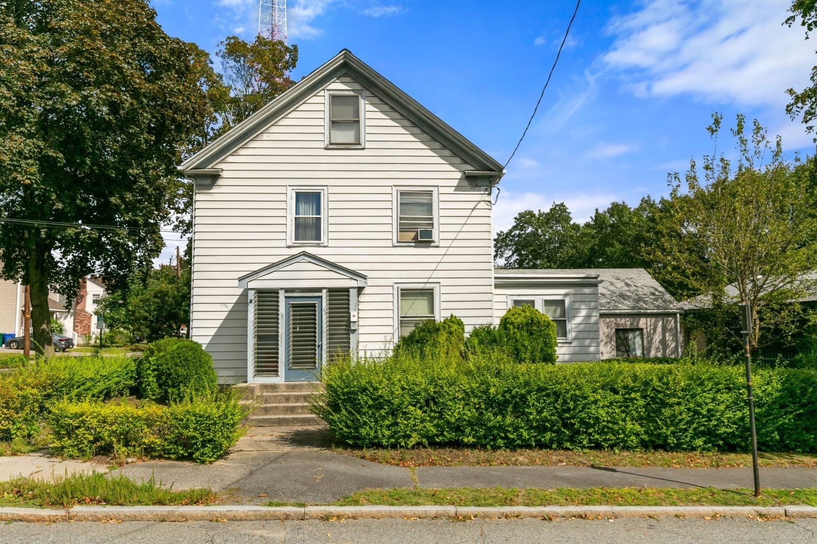 66 Linden Street, Newton, MA 02464