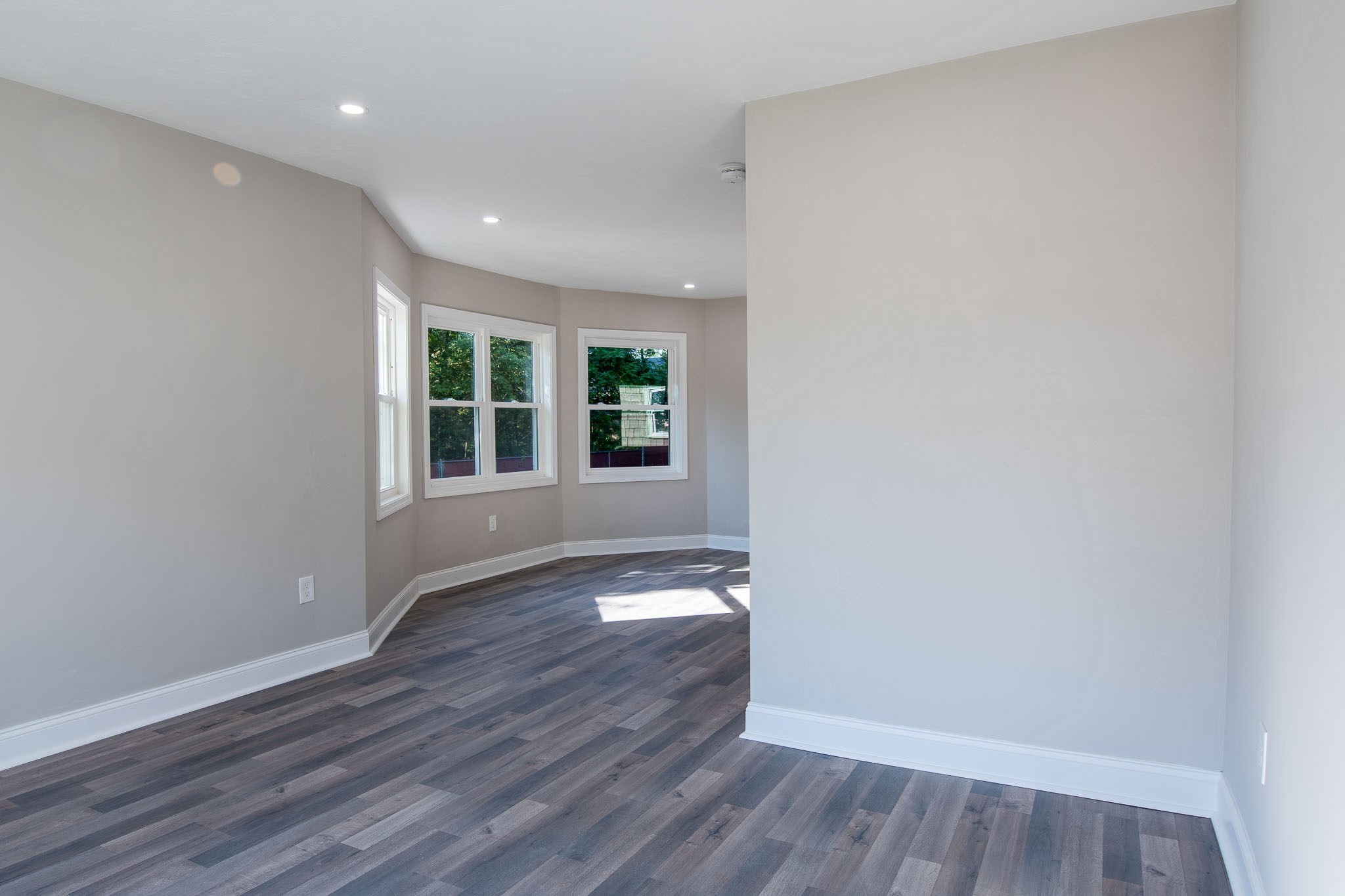 18 Stone St, Dracut, MA 01826 - Image 5