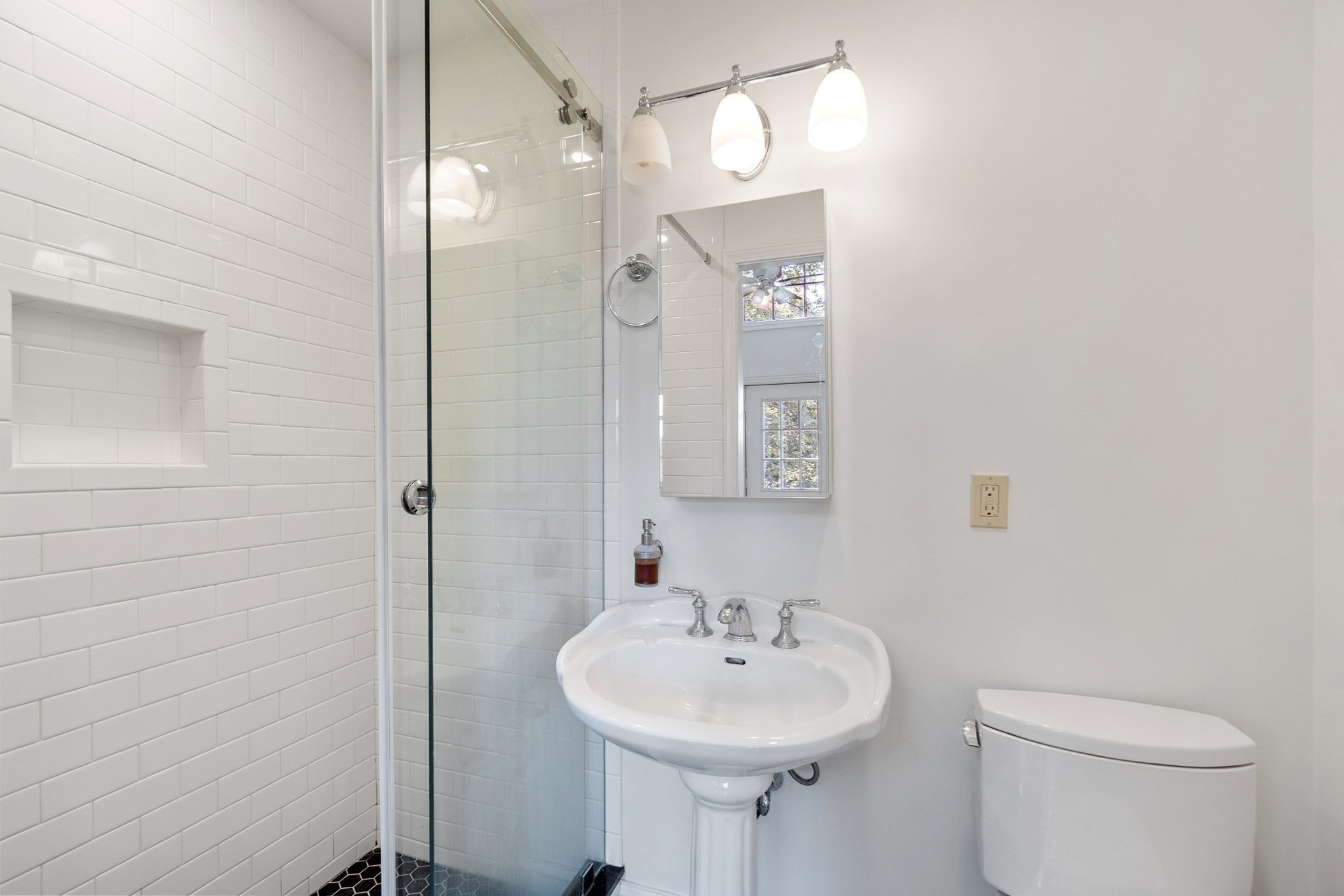 23 Centre Ave, Belmont, MA 02478 - Image 30