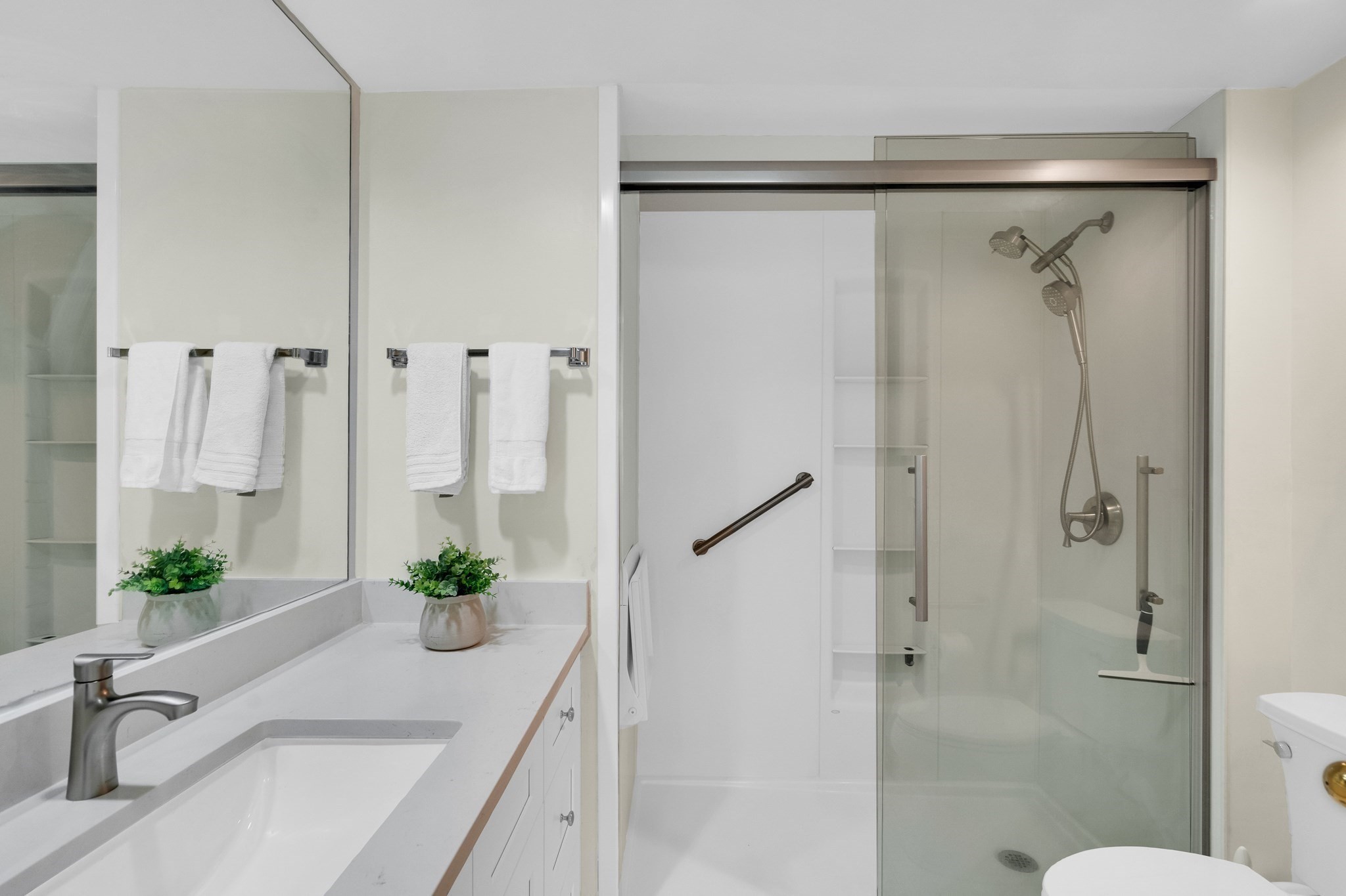 183 Oak Street Unit 205, Newton, MA 02464 - Image 13