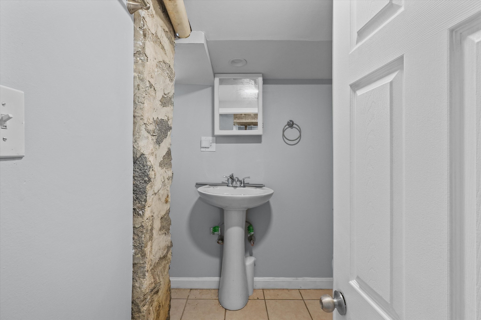 81 5th Ave, Lowell, MA 01854 - Image 19