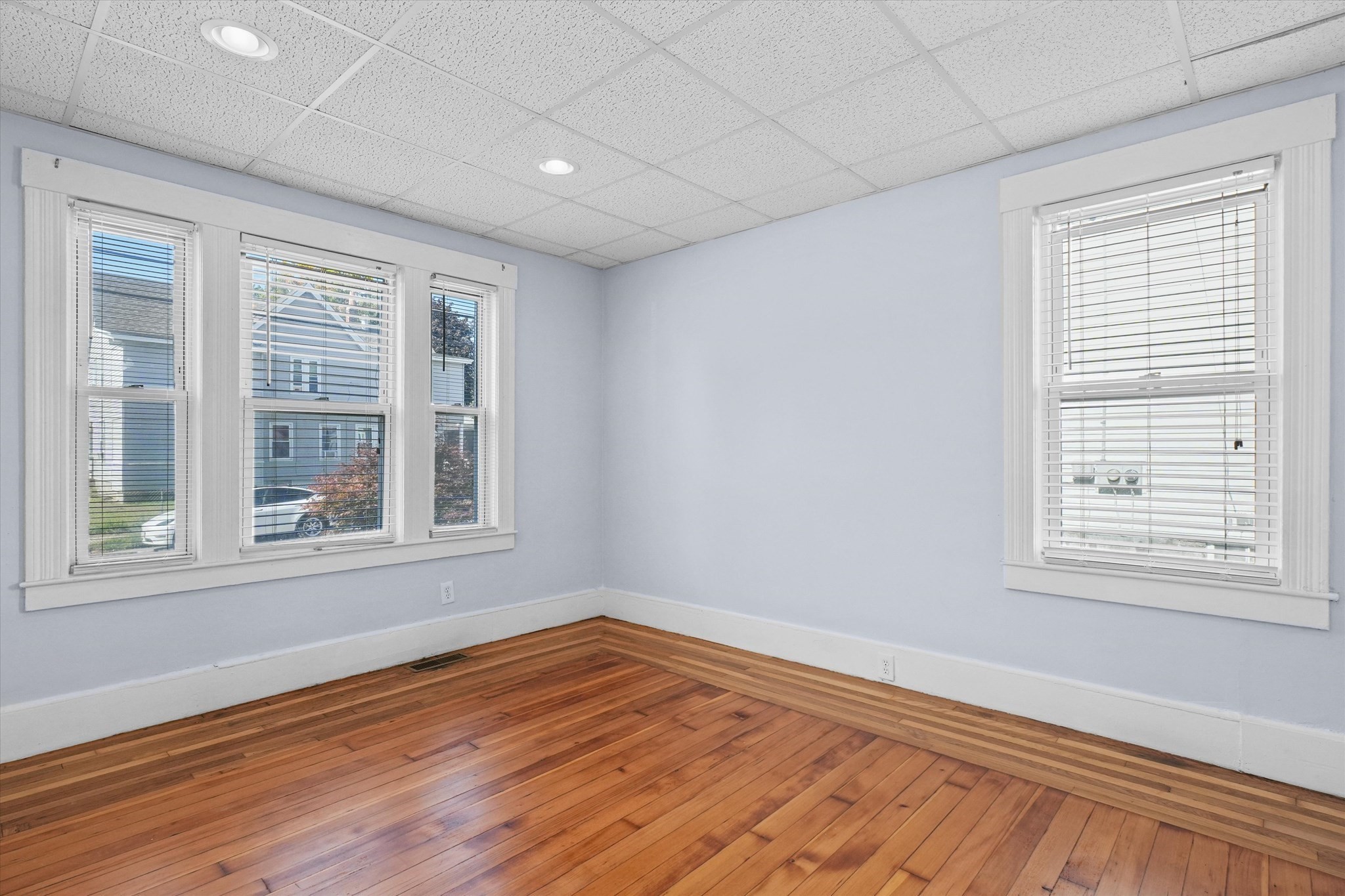 81 5th Ave, Lowell, MA 01854 - Image 5