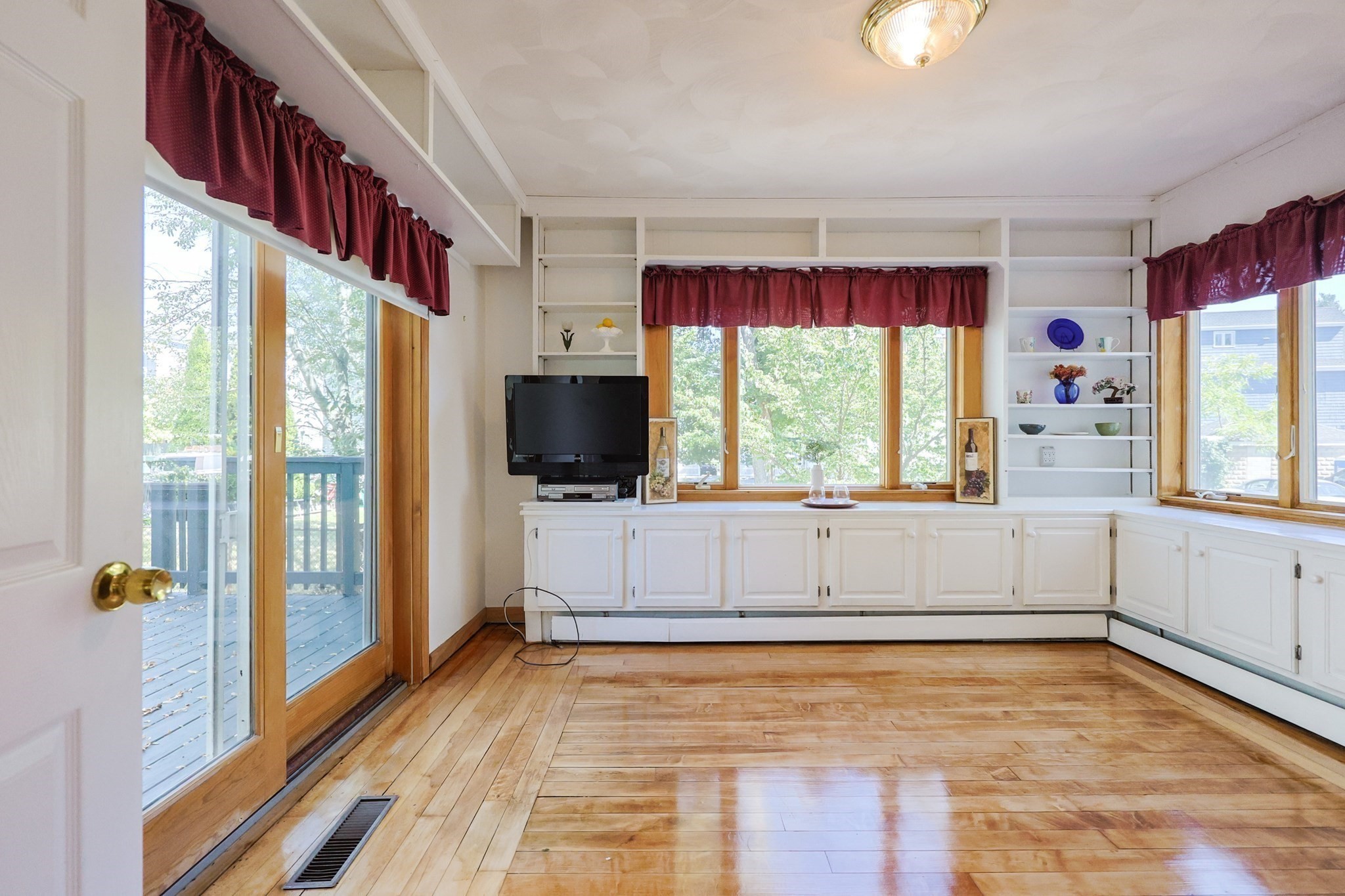 14 Dodge St, Malden, MA 02148 - Image 13