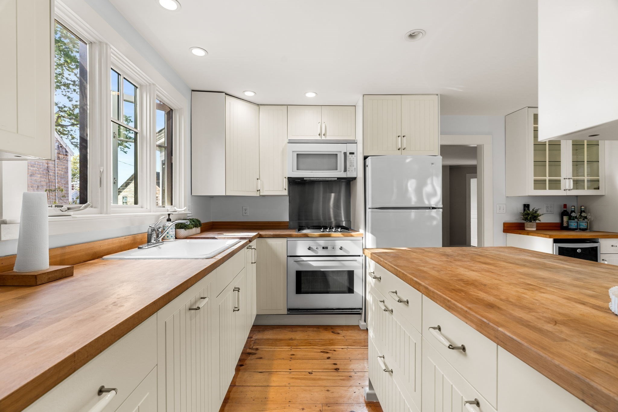 486 Main St, Amesbury, MA 01913 - Image 15