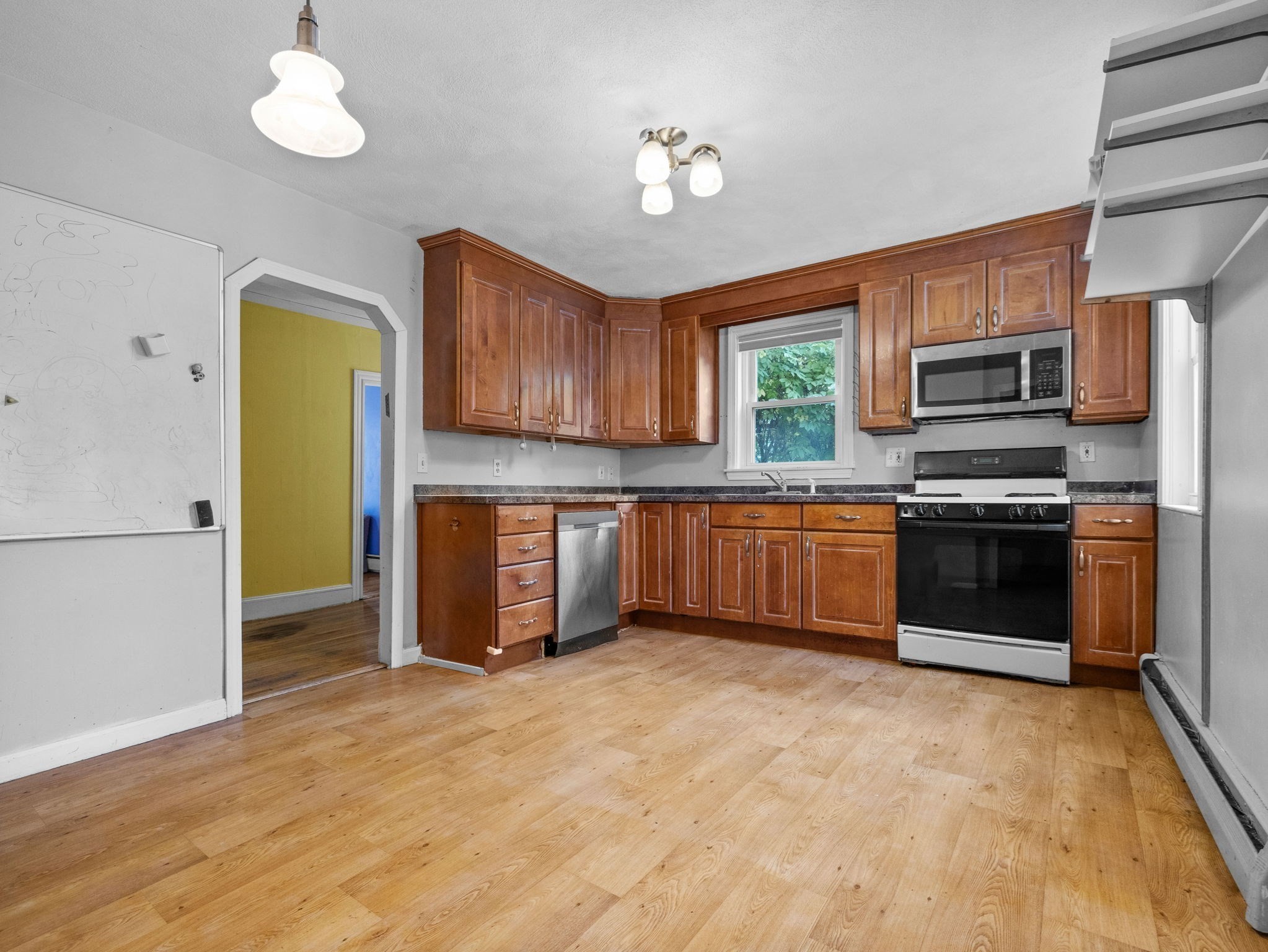 7 Woodbine St, Somerville, MA 02143 - Image 9