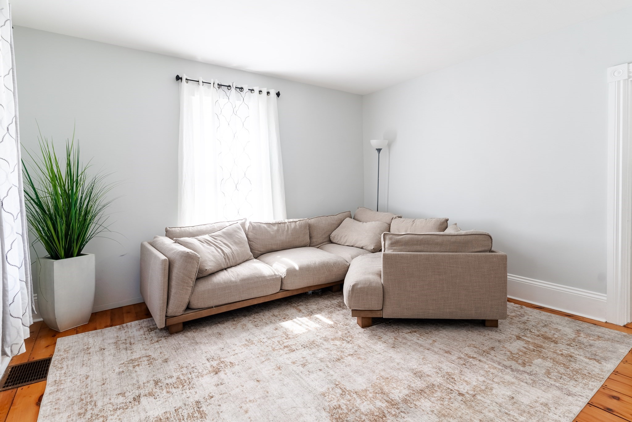 24 Clinton St, Marlborough, MA 01752 - Image 11