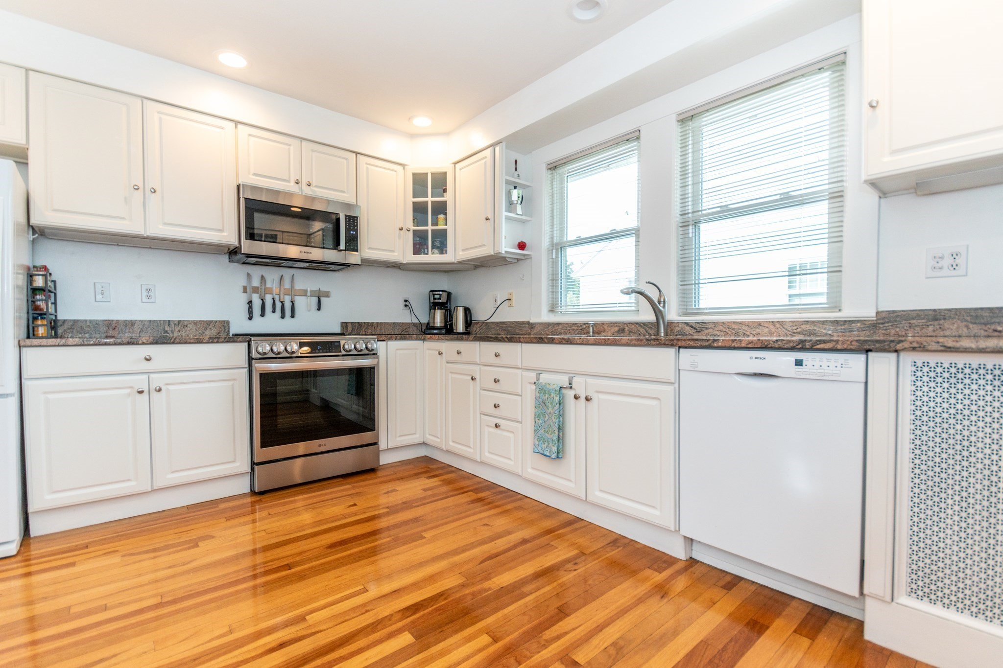 56 Cloverdale Rd Unit 56, Newton, MA 02461 - Image 8
