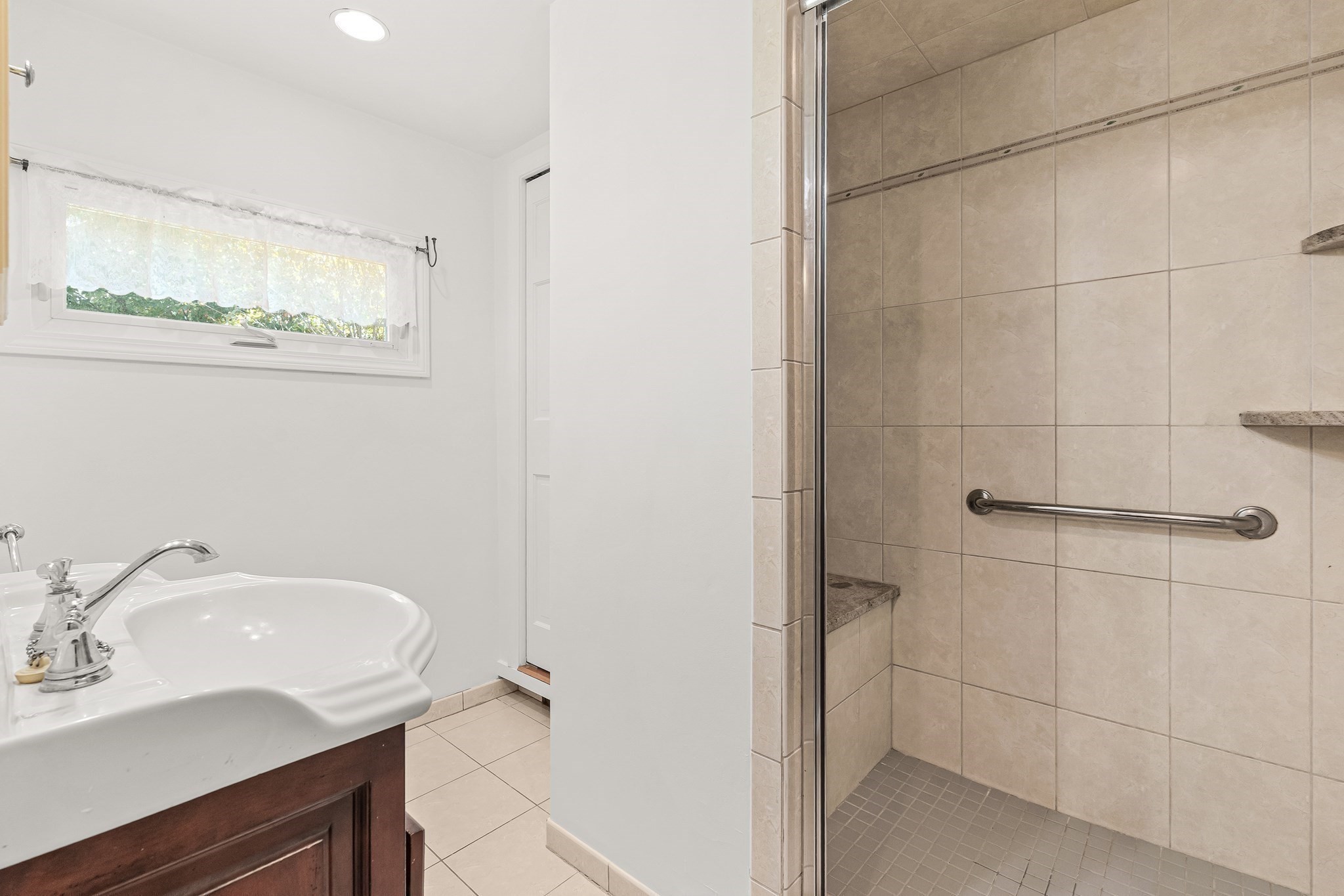 233 Lakeshore Dr, Wayland, MA 01778 - Image 12