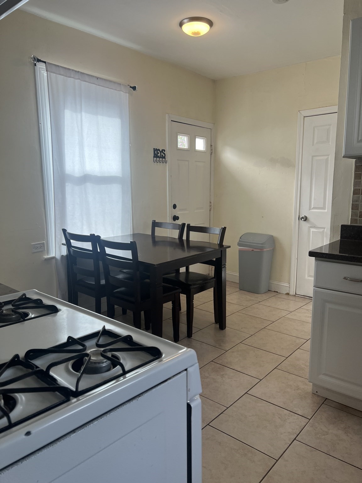 25 Eames St, Framingham, MA 01702 - Image 4