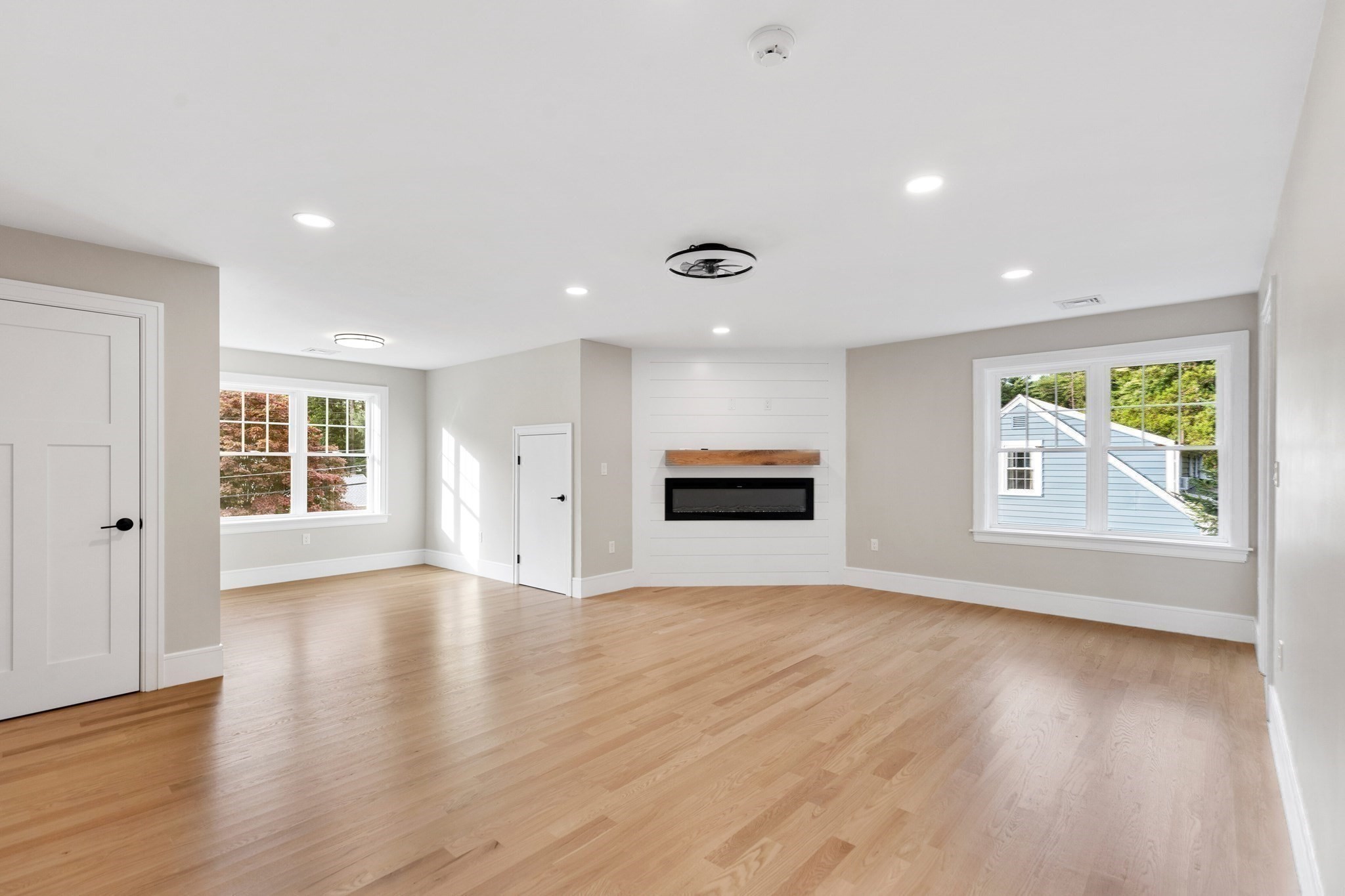12 Pleasant St, Burlington, MA 01803 - Image 16