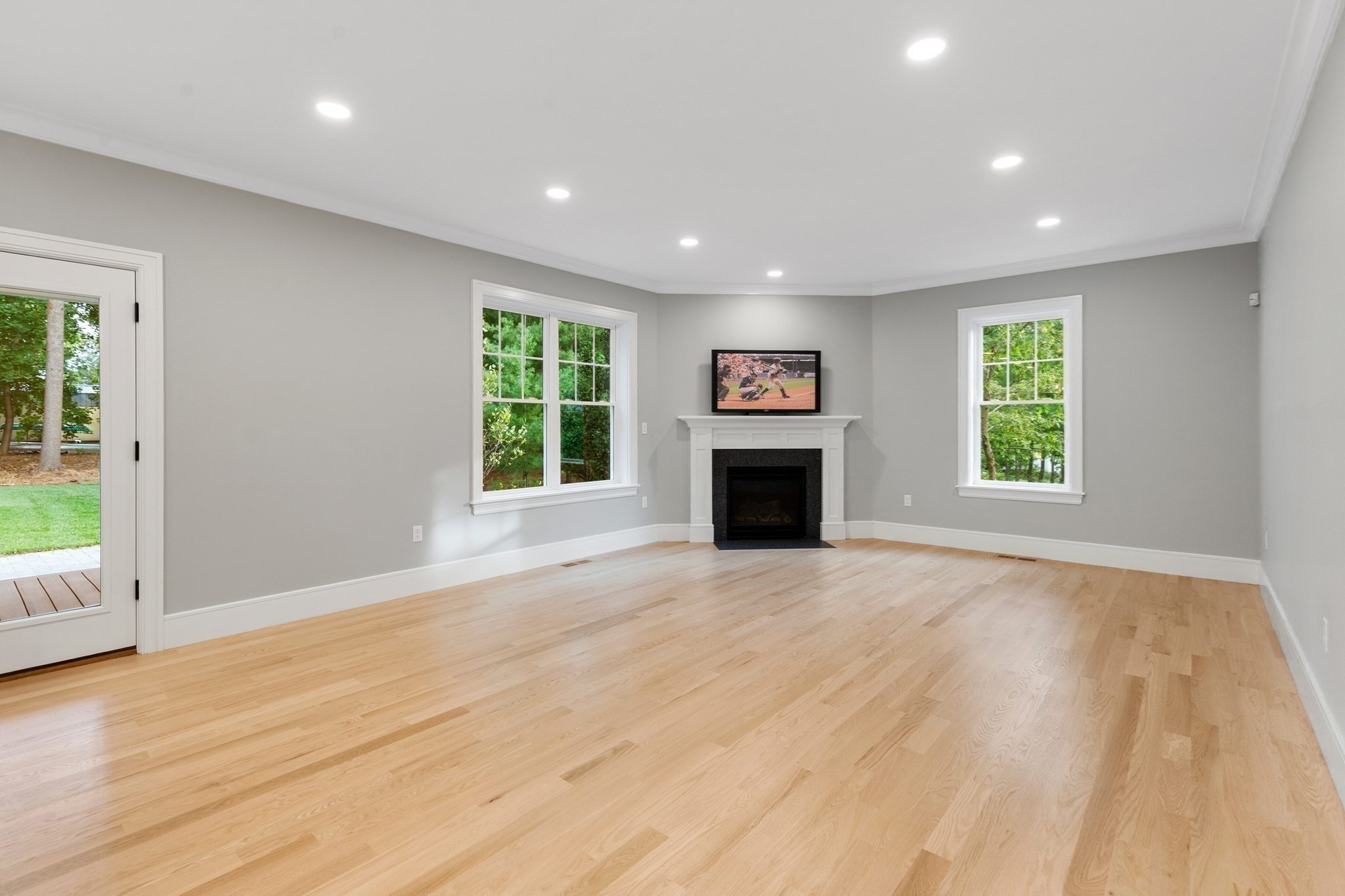 12 Pleasant St, Burlington, MA 01803 - Image 5