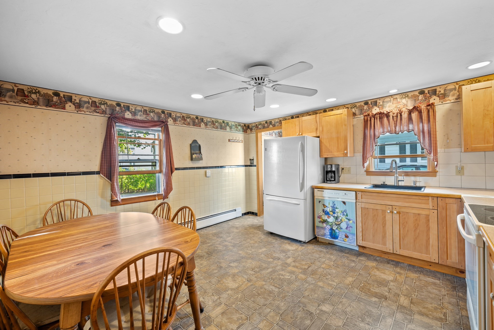 28 Granby Road, Worcester, MA 01604 - Image 7