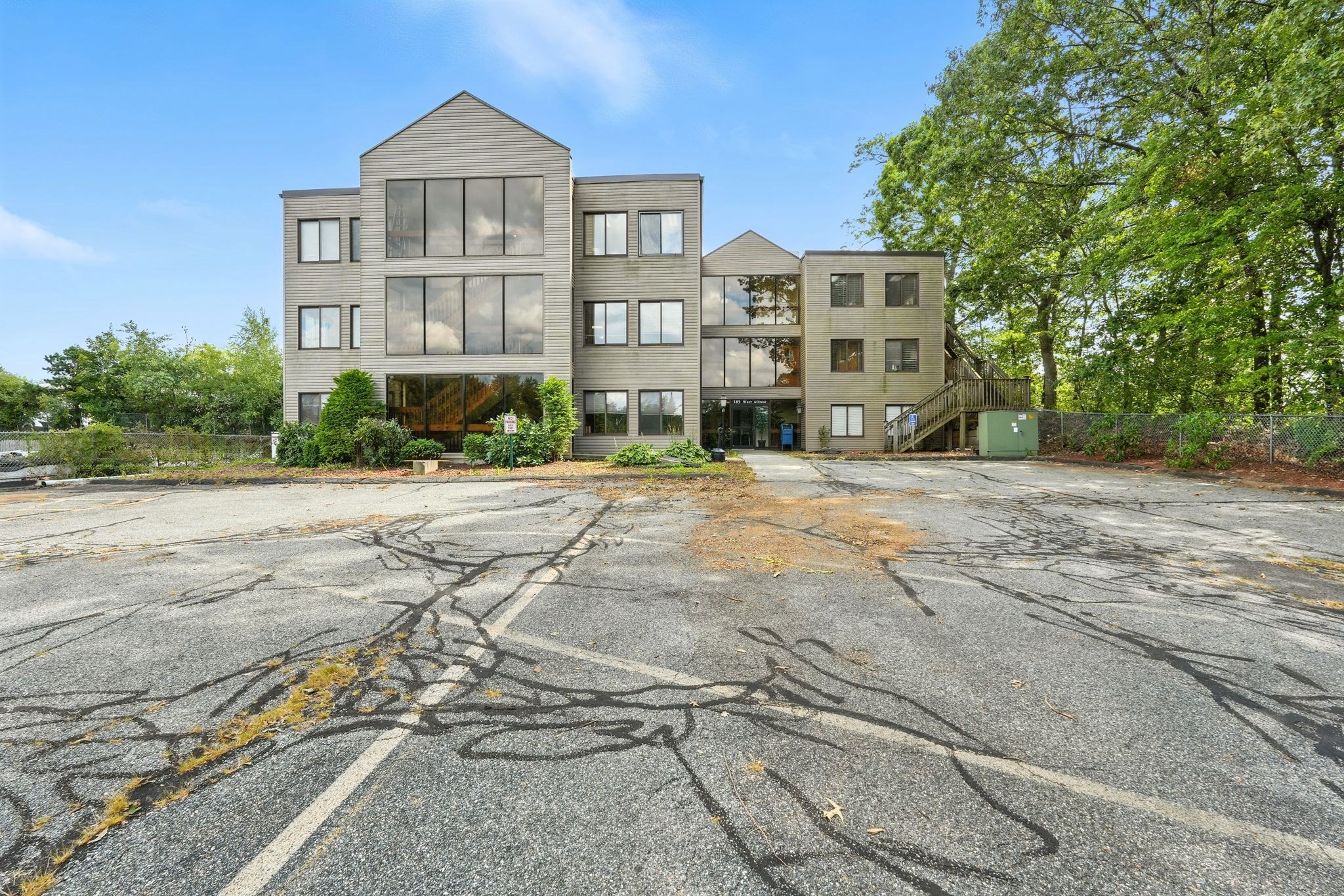 185 West Ave., Ludlow, MA 01056 - Image 1