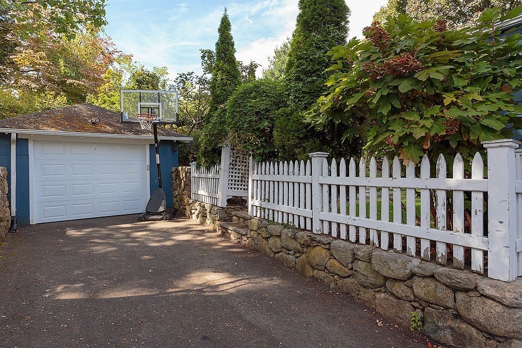 27 Hawthorn Road, Milton, MA 02186 - Image 4