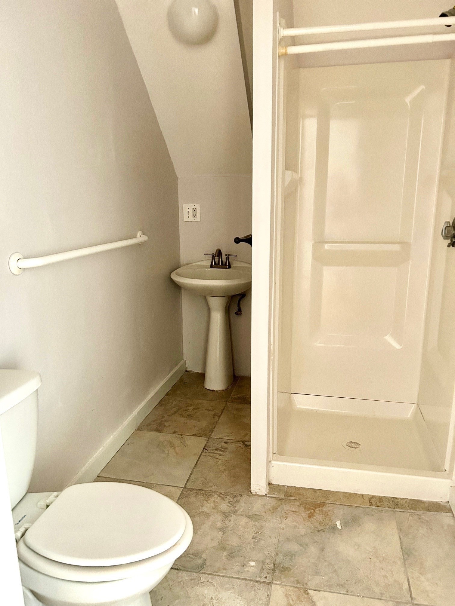 91 Newton St, Lawrence, MA 01843 - Image 16